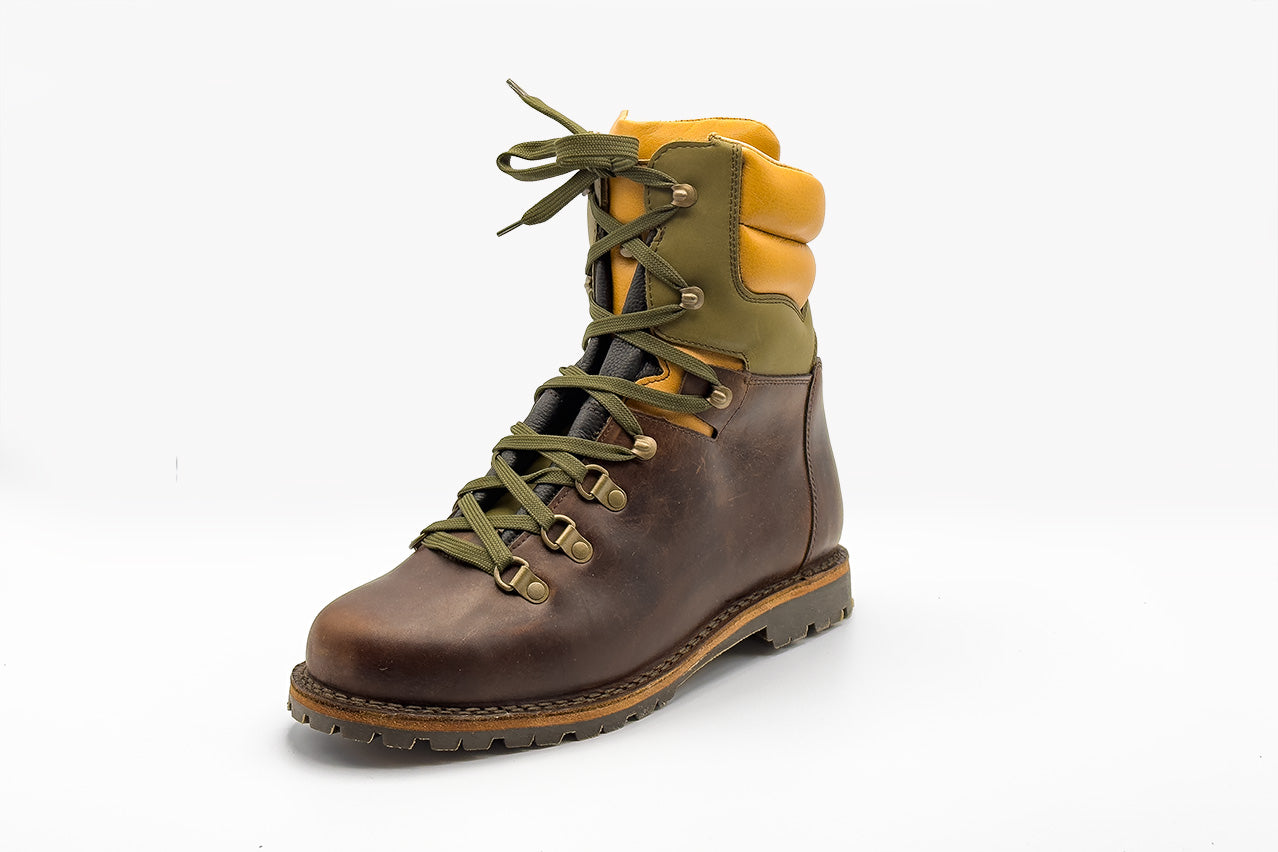 DER SAUALM-STIEFEL